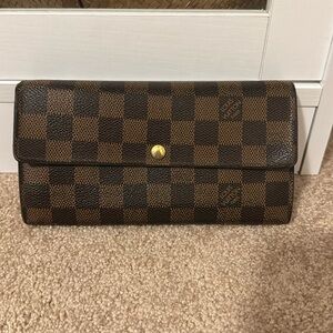 Louis Vuitton Sarah Wallet